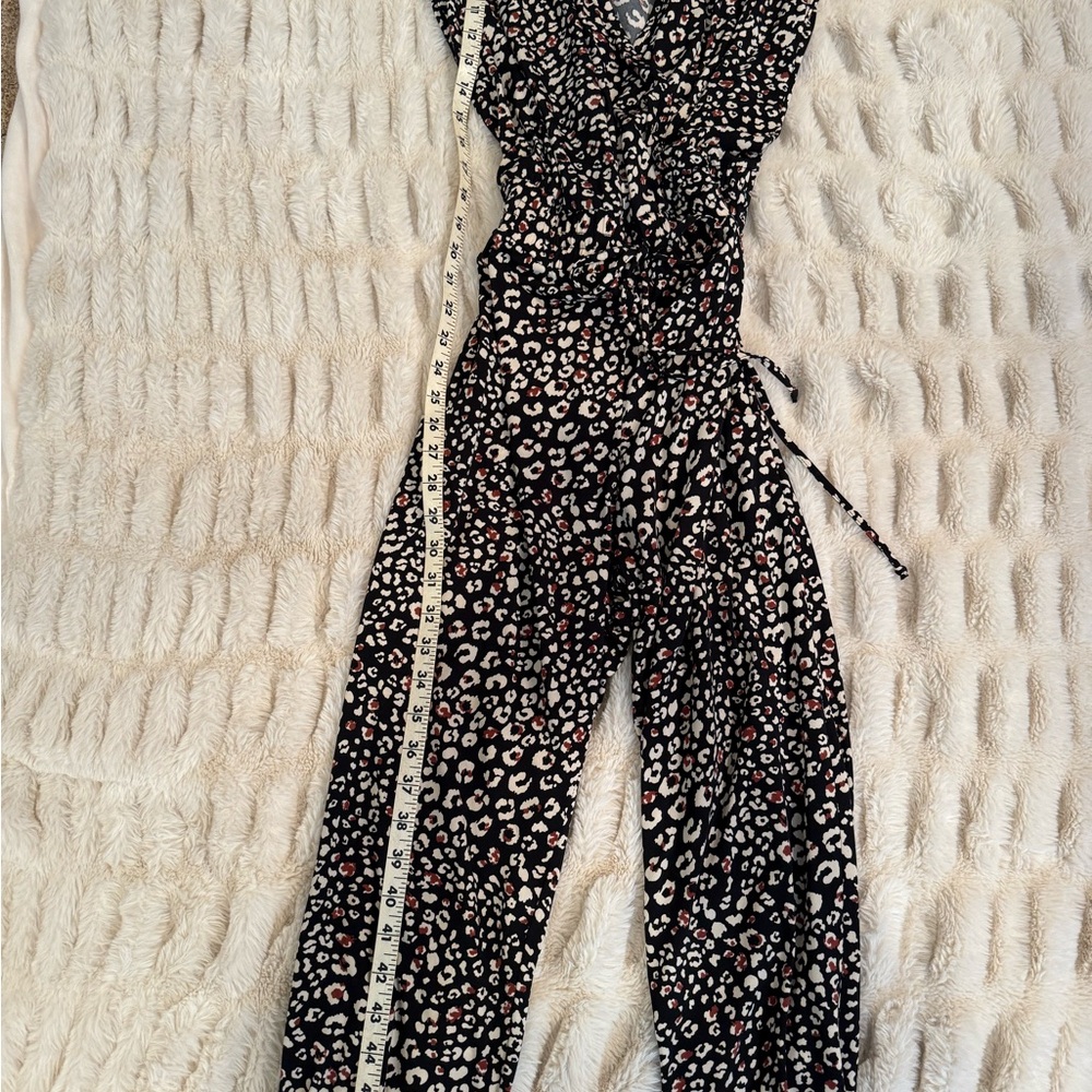 Stylish M Fredric Black Leopard Print Jumpsuit